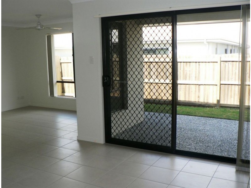 17 Kingston Ct, North Lakes QLD 4509