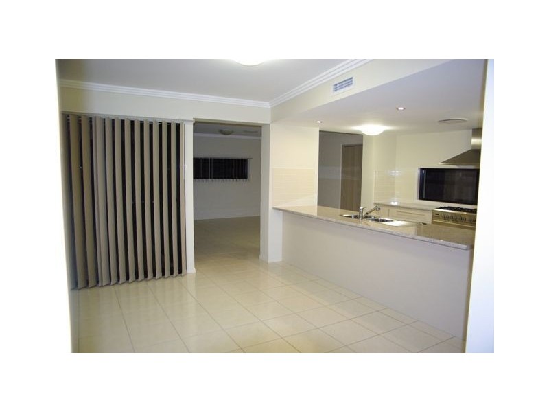 4 Numbat Street, North Lakes QLD 4509