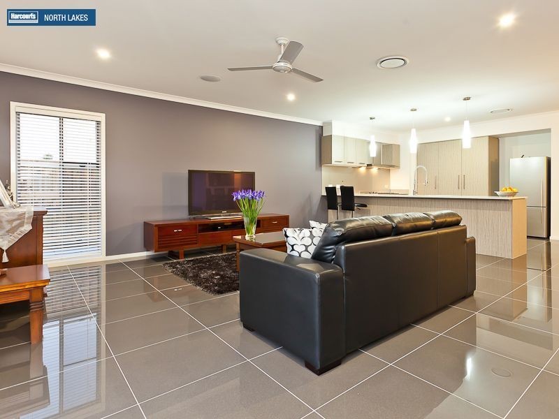 40 Nicklaus Parade, North Lakes QLD 4509