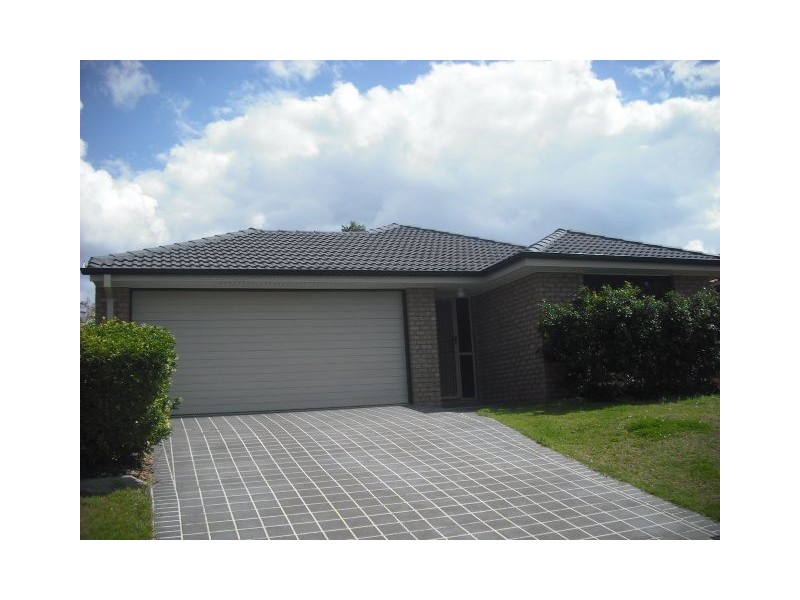 9 Pearson Court, North Lakes QLD 4509