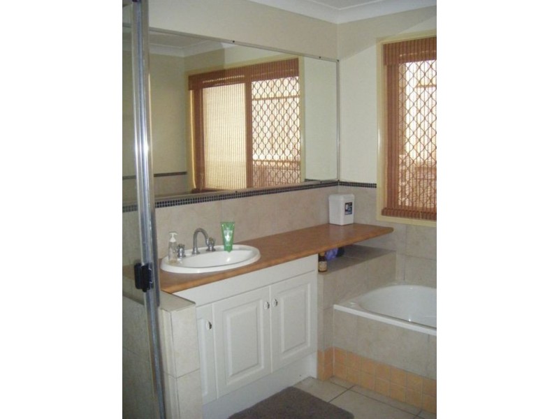 6 Drummond Court, North Lakes QLD 4509