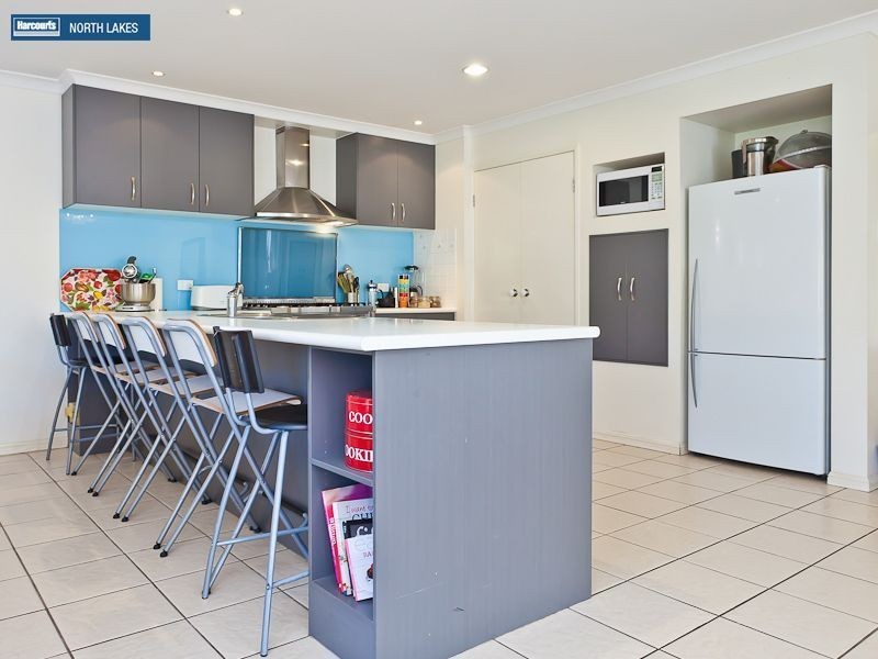 12 Morwell Crescent, North Lakes QLD 4509