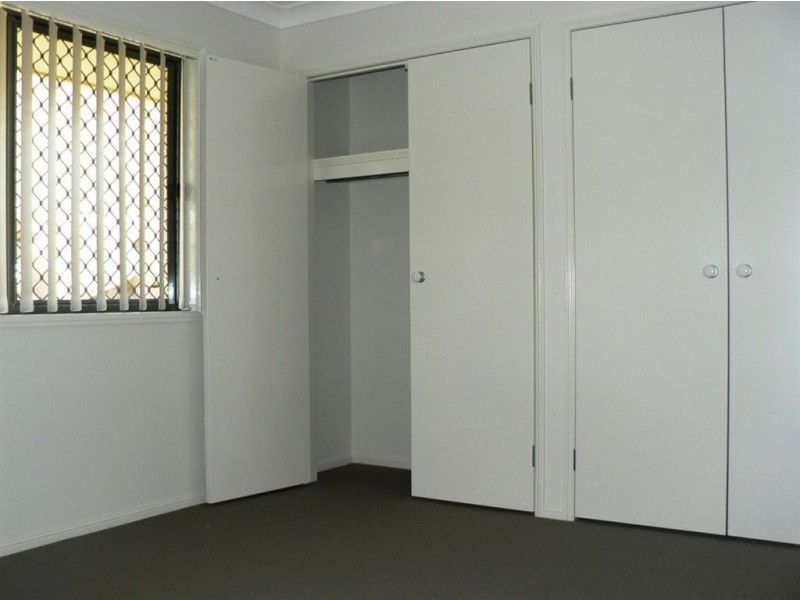 10 Yarrow Crt, Griffin QLD 4503