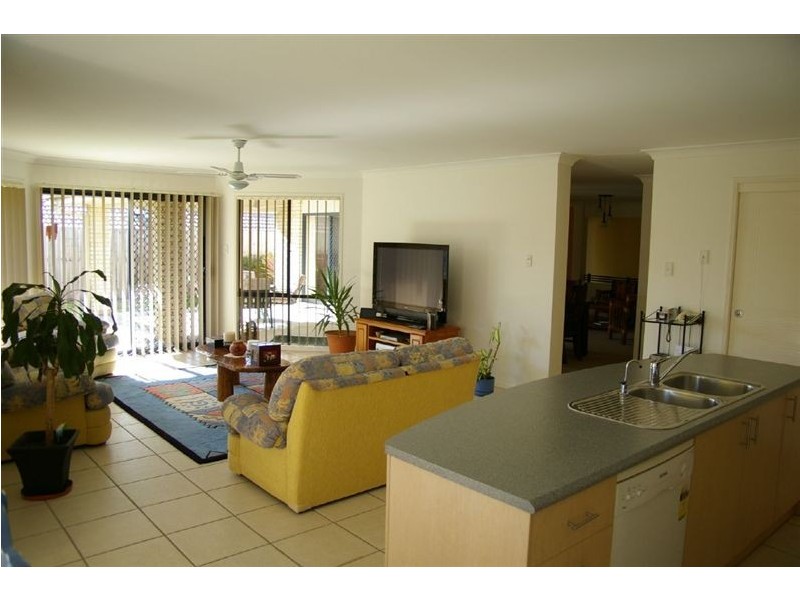 8 Neptune Court, Mango Hill QLD 4509