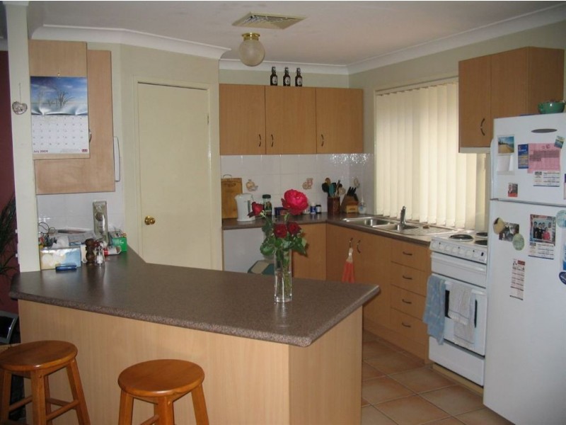 4 Feldsman Court, Petrie QLD 4502