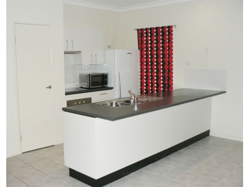 40 Kurrajong Cct, North Lakes QLD 4509