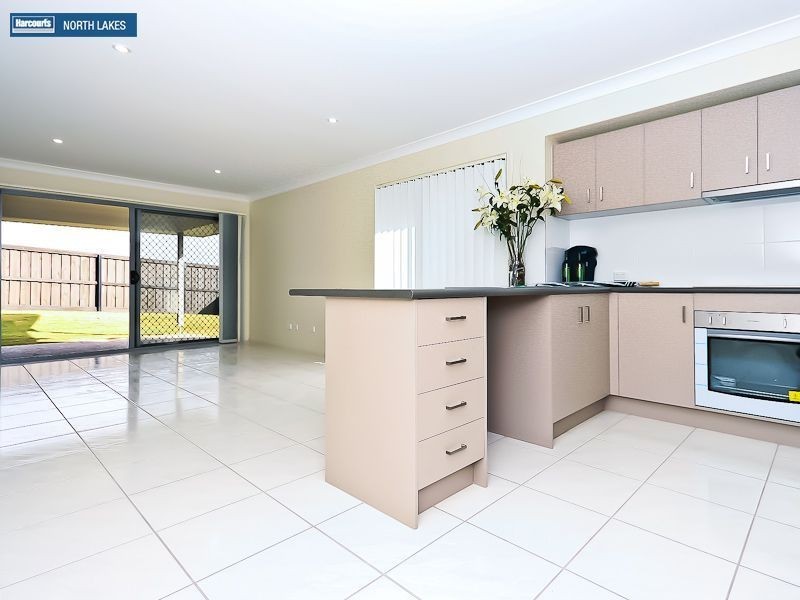 30 Nina Crescent, North Lakes QLD 4509