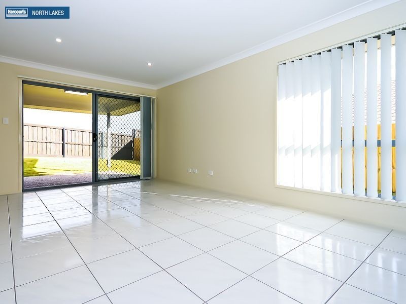 30 Nina Crescent, North Lakes QLD 4509