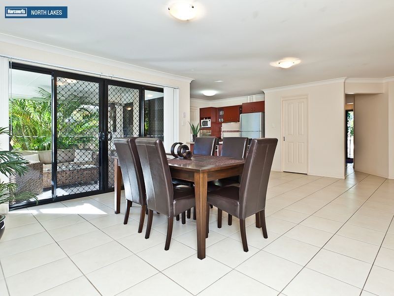 24 Dotterel Crescent, North Lakes QLD 4509
