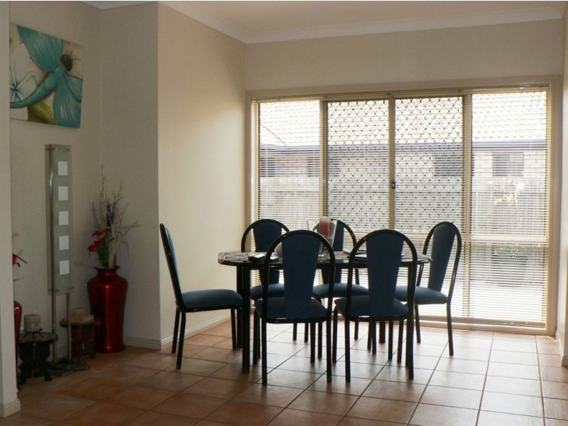 10 Heathcote Ave, North Lakes QLD 4509