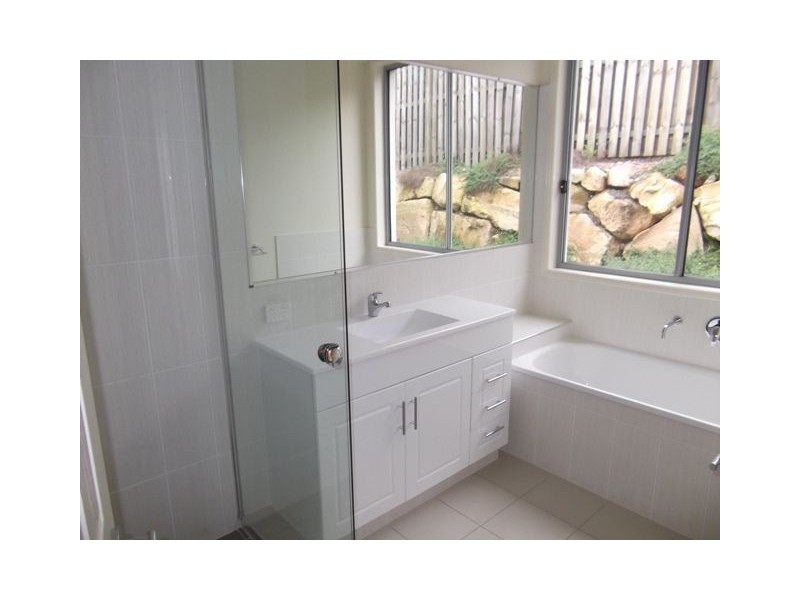 10 Gleeson, North Lakes QLD 4509