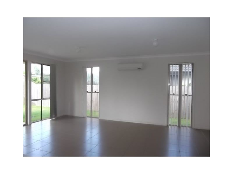 34 Lacebark, North Lakes QLD 4509