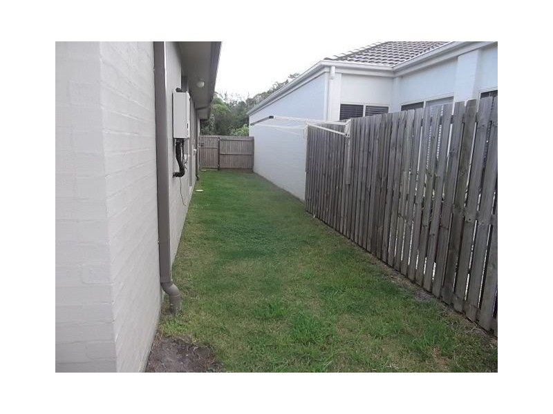 34 Lacebark, North Lakes QLD 4509