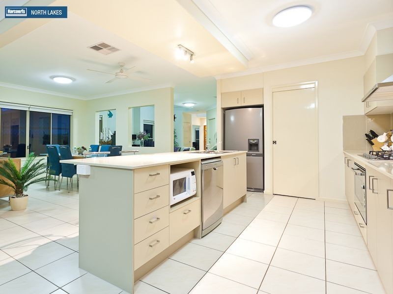 24 Nicklaus Parade, North Lakes QLD 4509