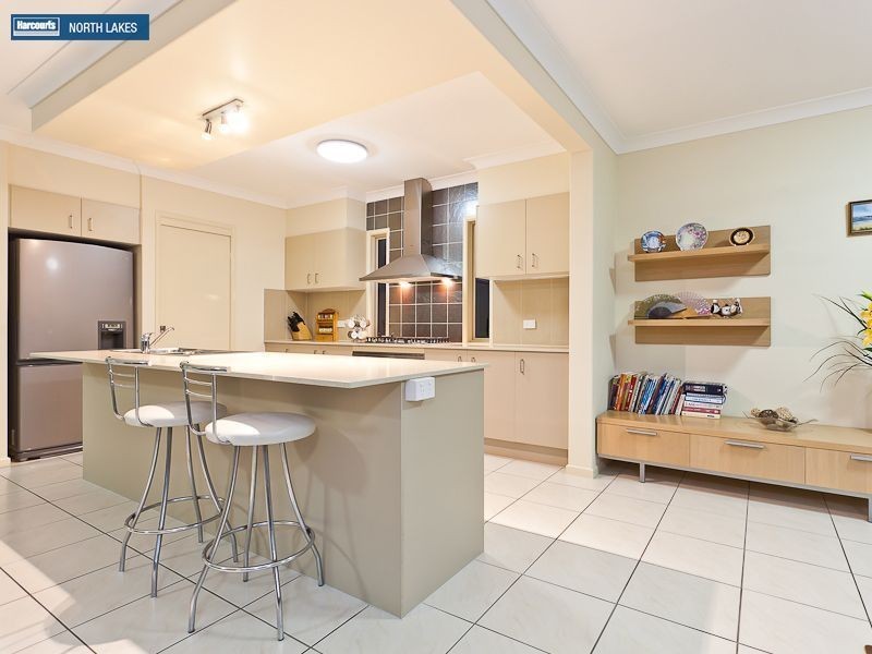 24 Nicklaus Parade, North Lakes QLD 4509