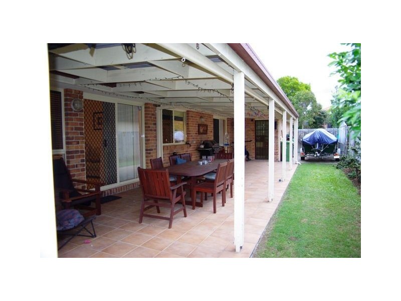 8 Darby Street, North Lakes QLD 4509