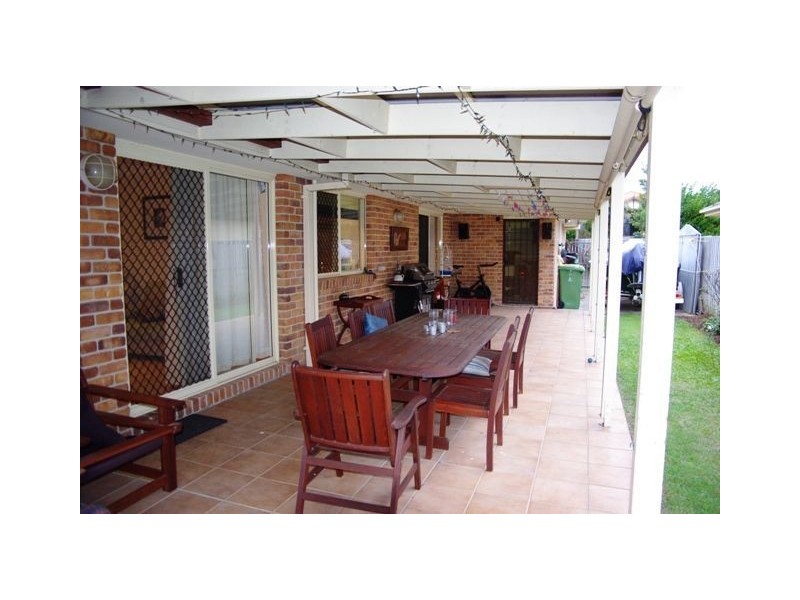 8 Darby Street, North Lakes QLD 4509