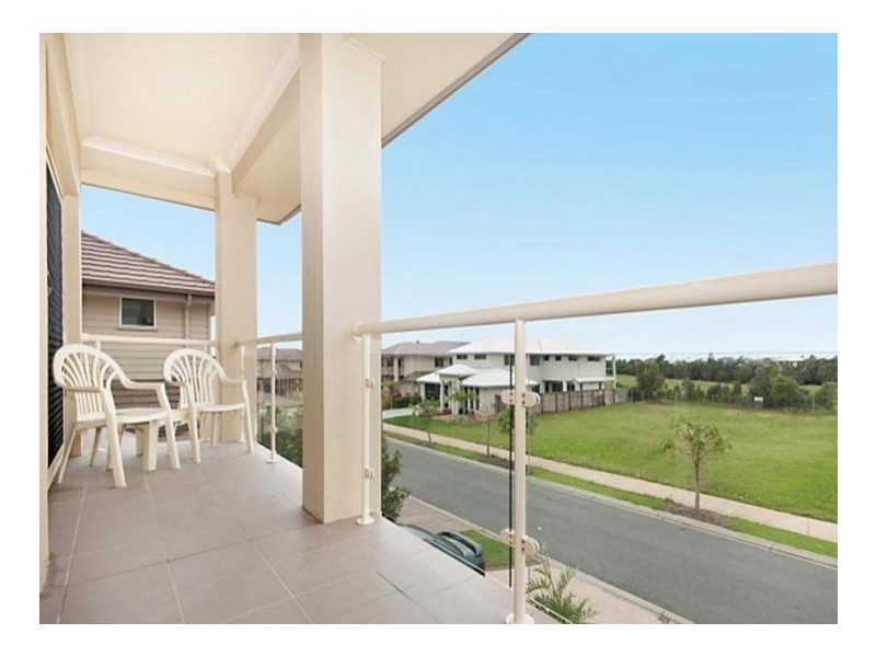 6 Armour Close, North Lakes QLD 4509