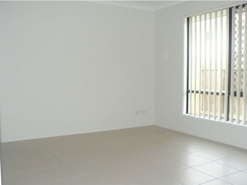 17 Kingston Ct, North Lakes QLD 4509