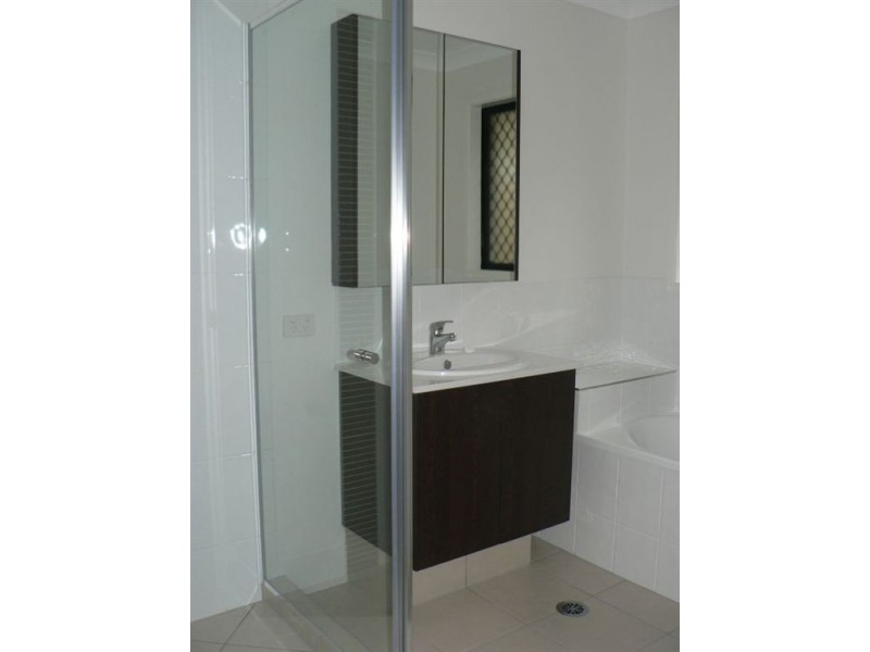 17 Kingston Ct, North Lakes QLD 4509