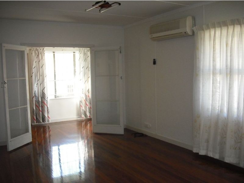 10 Jockers Street, Strathpine QLD 4500