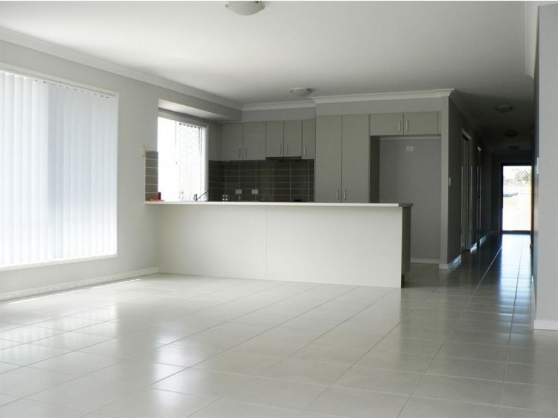 4 Yarrow Ct, Griffin QLD 4503