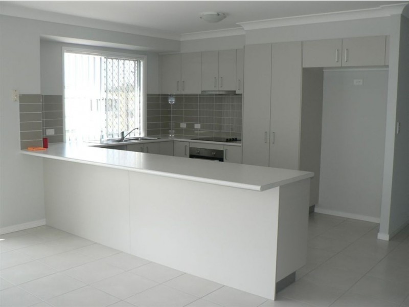 4 Yarrow Ct, Griffin QLD 4503