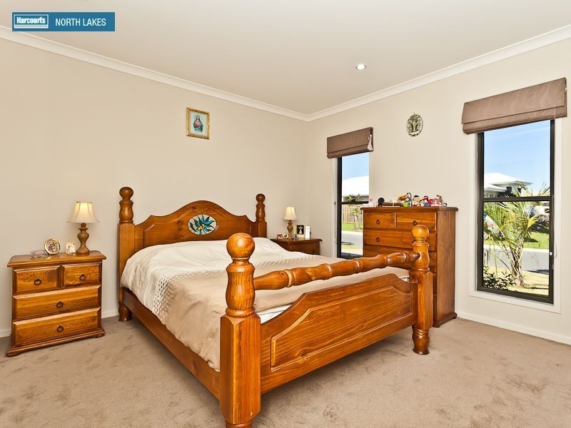 70 Daintree Circuit, North Lakes QLD 4509