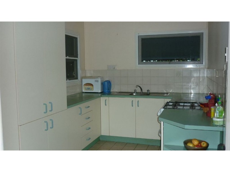 33 Hedge Street, Strathpine QLD 4500