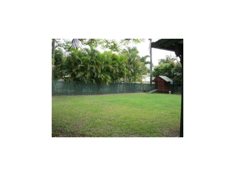 33 Paul Street, Kallangur QLD 4503