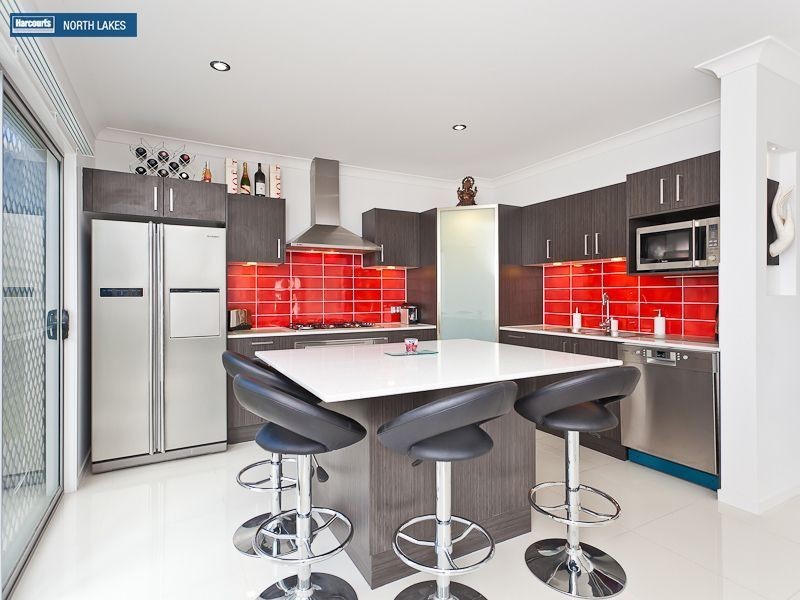 4 Crenshaw Street, North Lakes QLD 4509