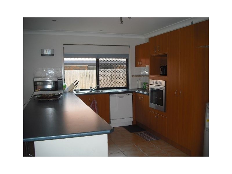 9 Pearson Court, North Lakes QLD 4509