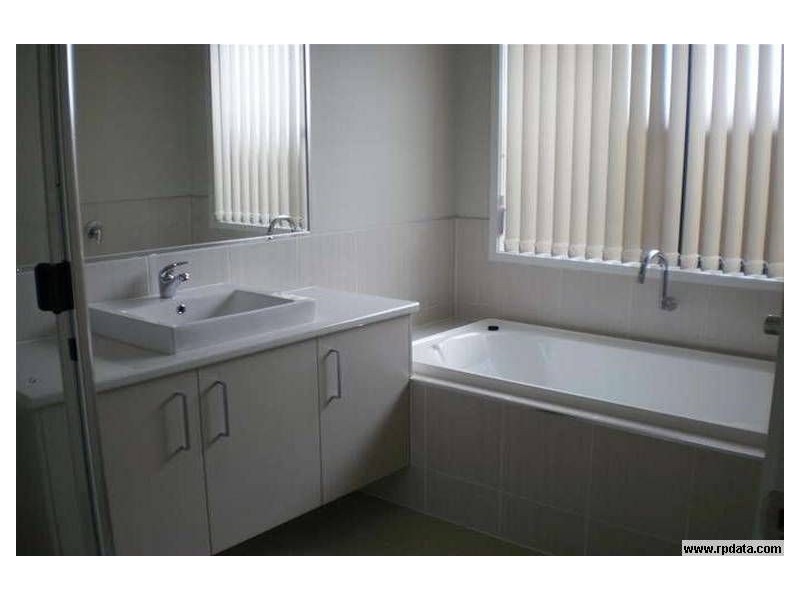 17 Williams, North Lakes QLD 4509