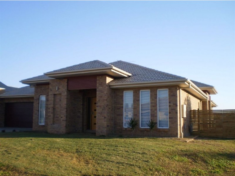 17 Capparis, North Lakes QLD 4509