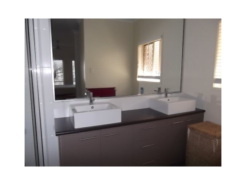 32 Mulgara, North Lakes QLD 4509