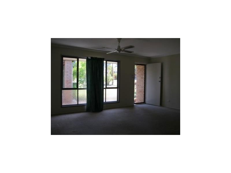 19 Lindfield Drive, Petrie QLD 4502