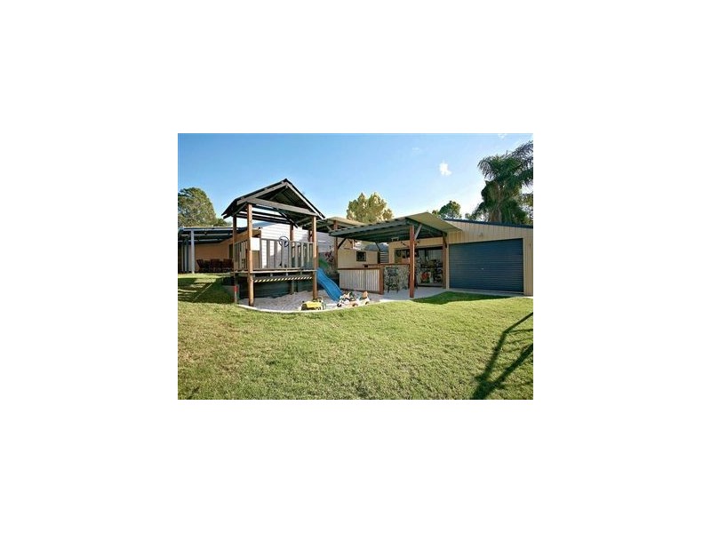 19 Jillian Street, Kallangur QLD 4503