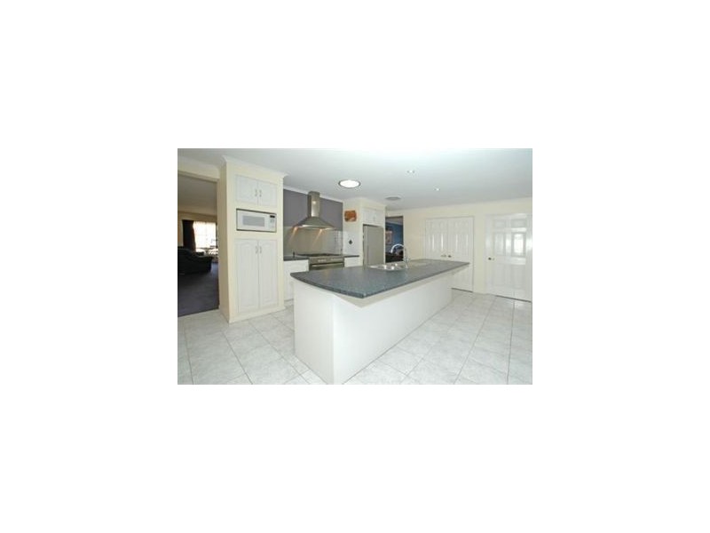 6 Lamb, North Lakes QLD 4509