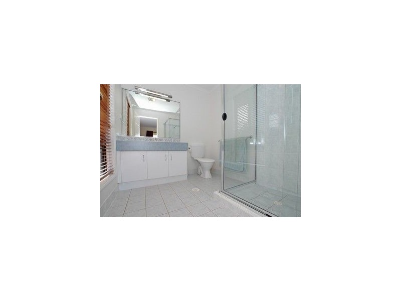 6 Lamb, North Lakes QLD 4509