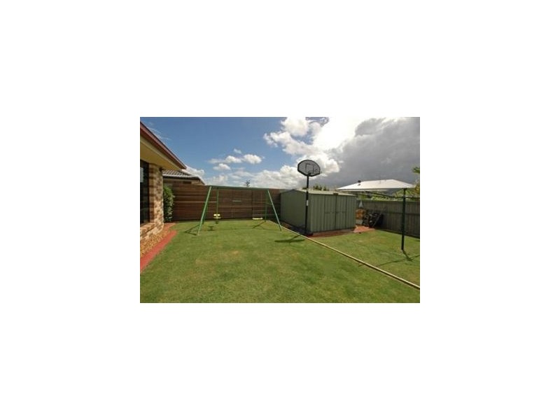 6 Lamb, North Lakes QLD 4509