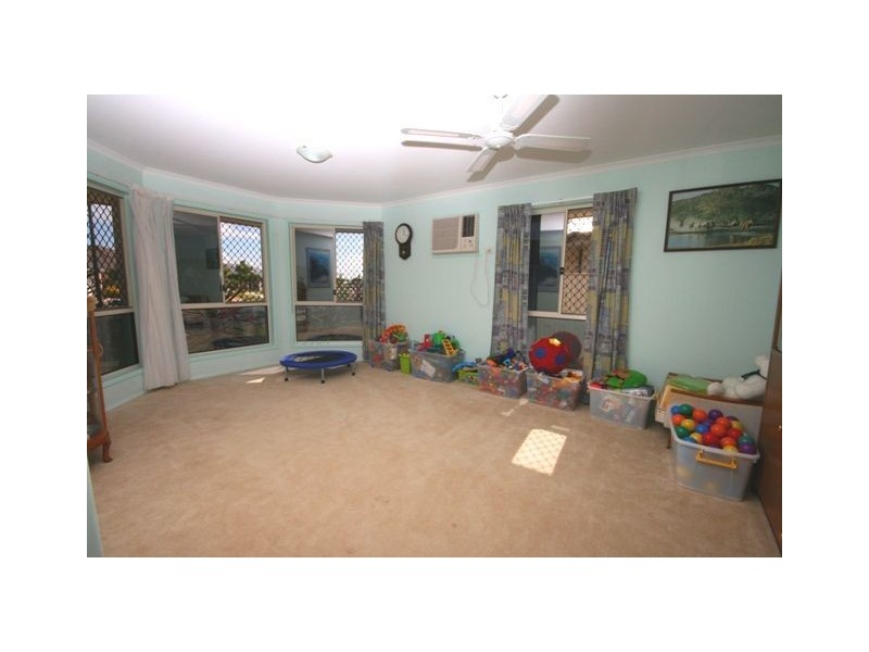 42 Baybreeze Crescent, Murrumba Downs QLD 4503