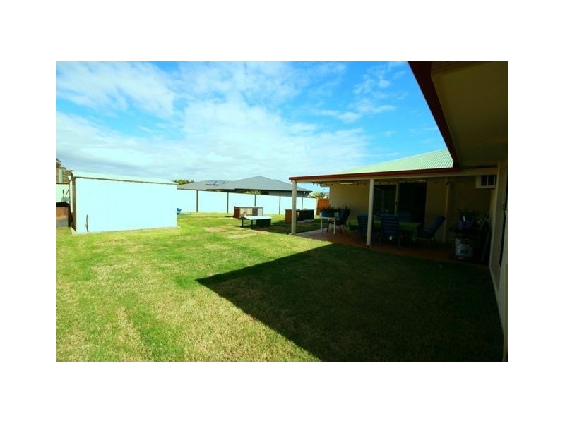 42 Baybreeze Crescent, Murrumba Downs QLD 4503