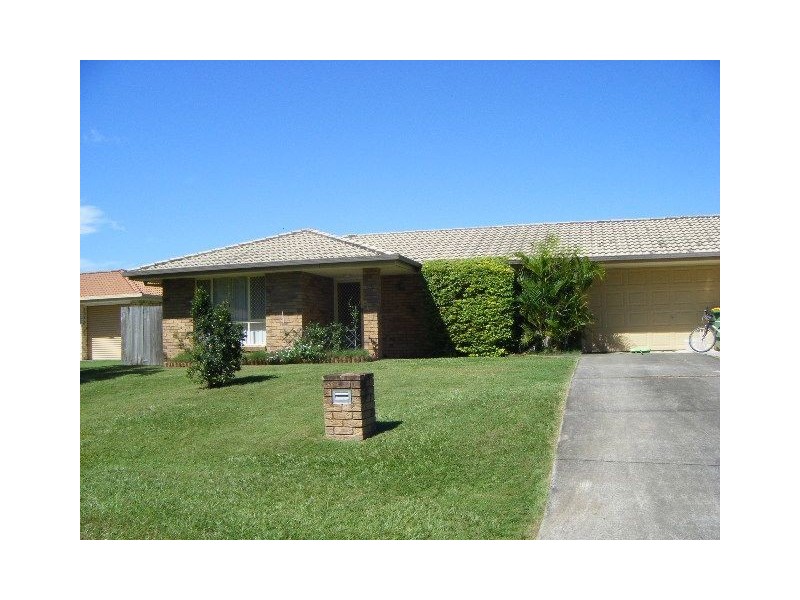 5 Lambourne Court, Lawnton QLD 4501