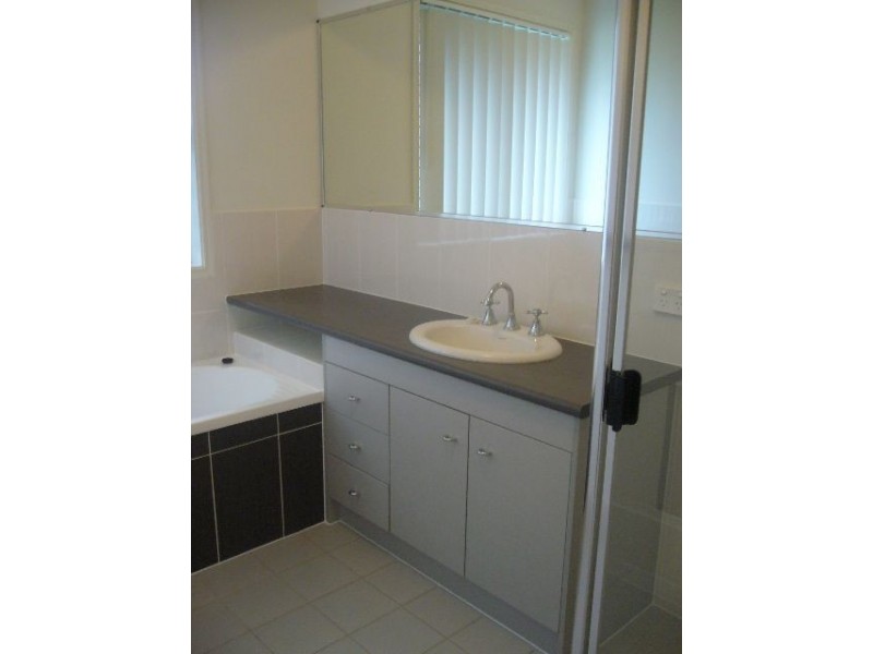 35 Maidenhair Drive, Narangba QLD 4504
