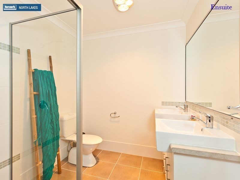 17 Langham Crescent, North Lakes QLD 4509