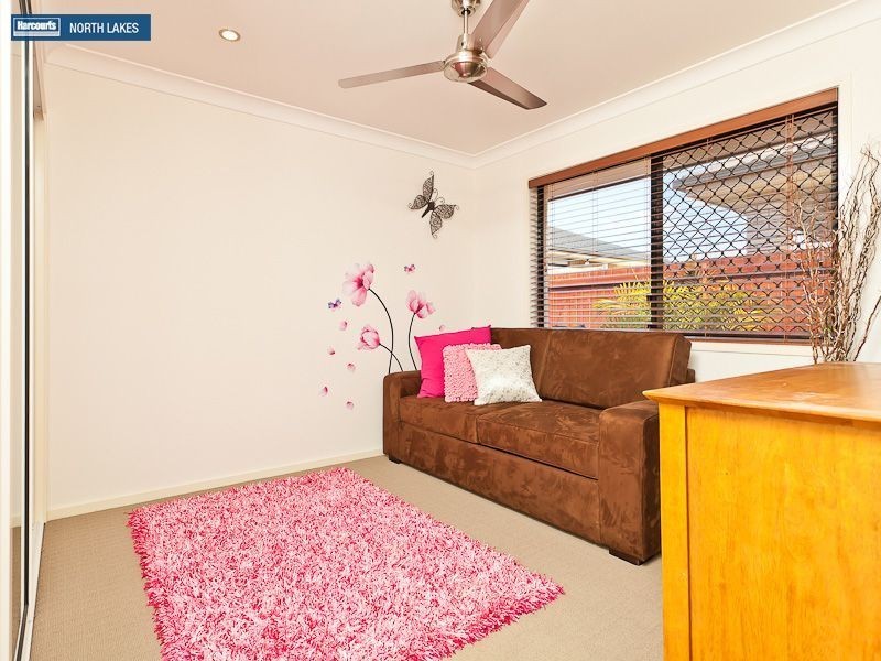 17 Langham Crescent, North Lakes QLD 4509