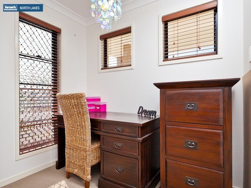 17 Langham Crescent, North Lakes QLD 4509