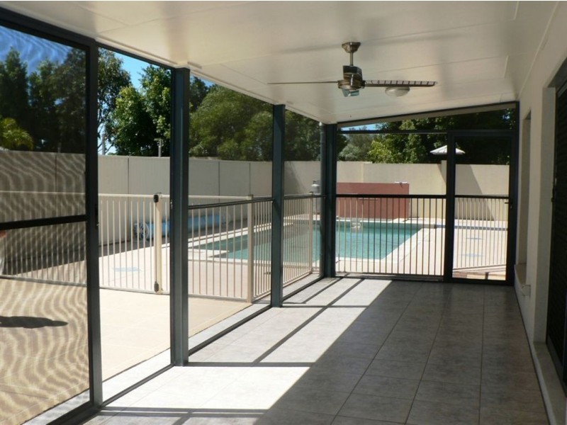 18 Freya Ct, Newport QLD 4020