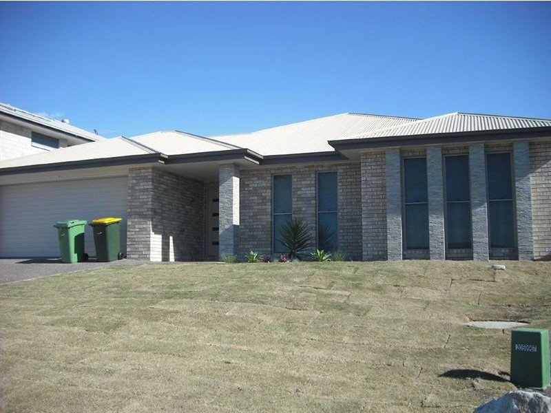 34 Sunstone Circuit, Mango Hill QLD 4509