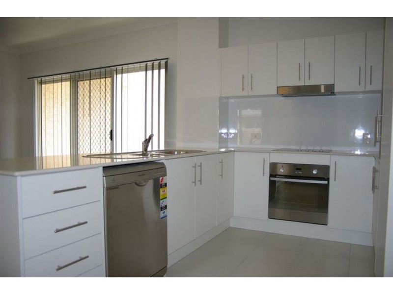 1/5 Kangaroo Street, North Lakes QLD 4509